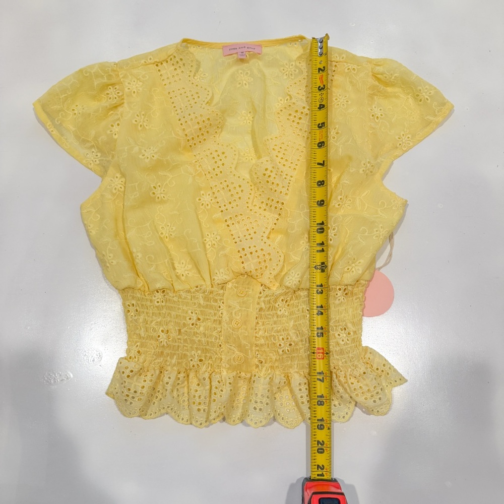 NWT Rose and Grey Yellow Eyelet Floral Lace Top Smocked Waist Sheer Size Medium - Picture 4 of 7